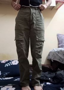Army Green Cargo Pant