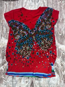 Women’s Pretty Red Top