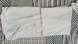 white t shirt