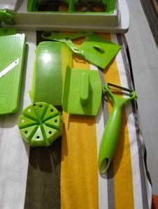 Vegetable And Fruit Chopper