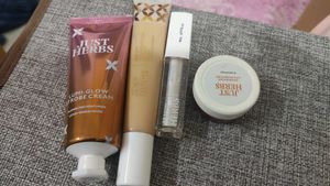 Just herbs Makeup Kit