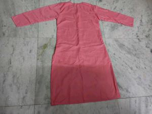 New Pink Chikankari Kurti Women(FREE FLOWER CLIP)