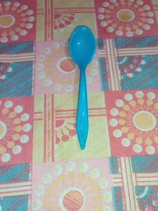 Colorful Plastic Spoons 🎀