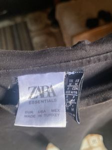 zara Basic black Tee