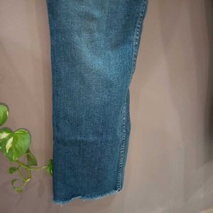 LOW RISE - BOOTCUT LEG  JEANS