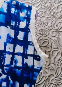 Blue &amp; White Sleeveless Top