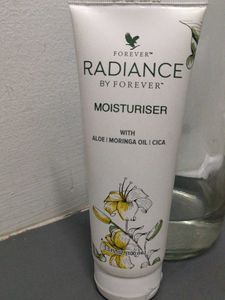 Forever Radiance Moisturiser