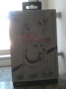 T8 Crystal, white moon earbuds
