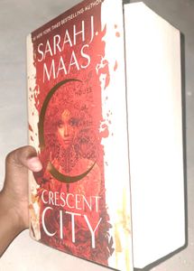Crescent City Book 1