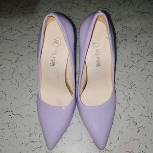 2 heels different size 36,38.( Heel Inches 4,5)