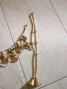 Gorgeous Gold &amp; White Tassel Embellishment