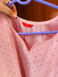 Peach Kurta with Lace Detail🌸