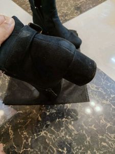 BOOTS FOR WINTER. .