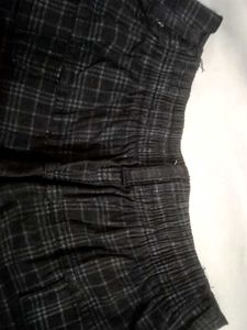 Boy&#39;s Plaid Shorts