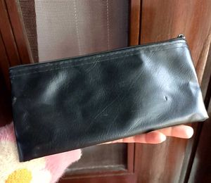 Black leather Pouch
