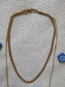 🌟 Set Of 2 Gold Necklaces 🌟