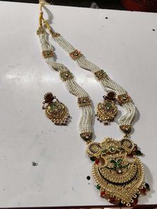 Elegant Pearl Necklace Set