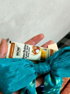 Cute Hair Bow +Wow Body Lotion