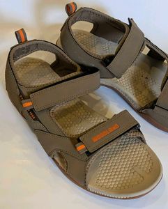 Woodland Sandals Size 8 🔥