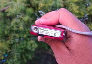 Panasonic HM-TA1 Camcorder (Blaze Red) ♥️