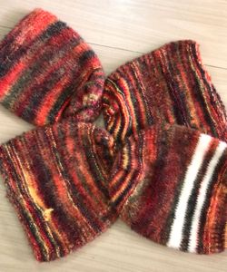 Handmade Designer Woolen Caps In Multicolour✅