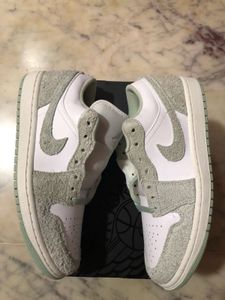 Air Jordan 1 Low SE Craft Celadon