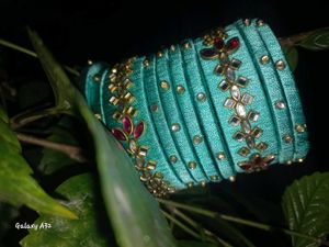 Teal Beaded Bangle Bracelet