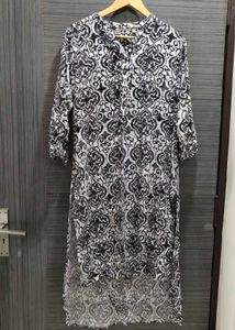 Black and white kurti size M