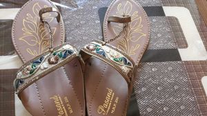 Beautiful Embellished Toe Ring Sandals
