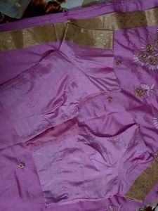 Lavender Saree With Thread Work