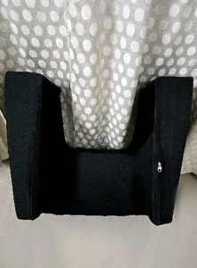 New Laptop Bed Table Pilow For Backpain and Comfor