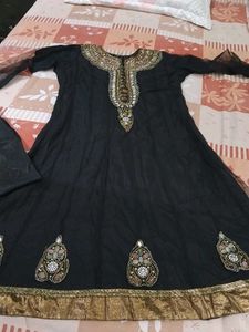 Frocks Suit