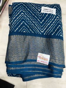 Printed Thread Work Saree With Blouse Piece