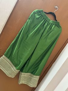 Elegant Green Embroidered Kurta