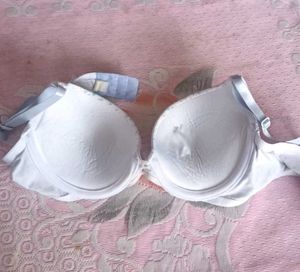 Bra