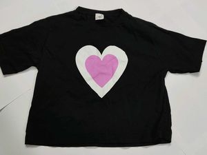 Black Heart Graphic Tee