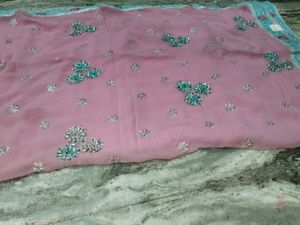 Saree Wow👋👋 Beautiful Low Price Available