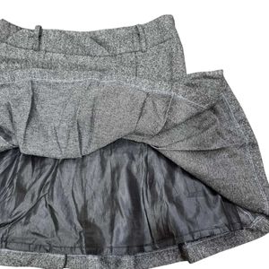 Chic Grey Skirt