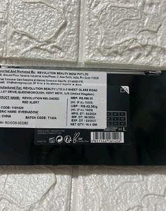 Makeup Revolution Eyeshadow Palette