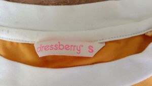 Dressberry Women Mustard Yellow Solid Tshirt