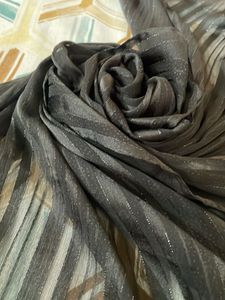 Black Shining Stripes Hijab