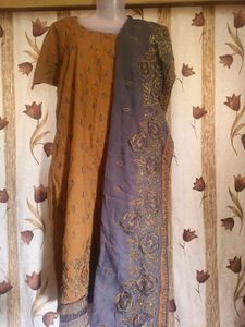 beautiful yellow kurti and dupatta