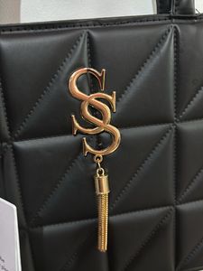 Savana Box Shoulder Bag