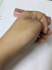 Lakme Concealer Ivory