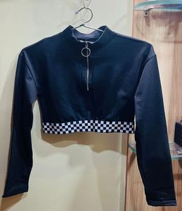 Full Sleeves Black Classy Crop Top