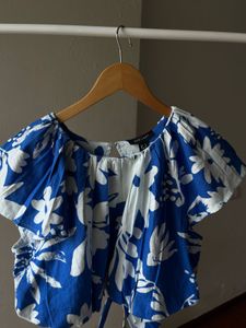 NEW LOOK Floral Blue Crop Top
