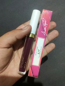 MyGlamm LIT Liquid Matte Lipstick