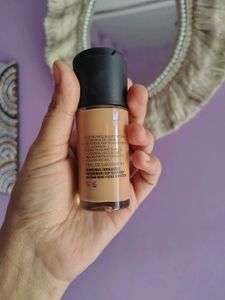 MAC Studio Fix Fluid SPF 15