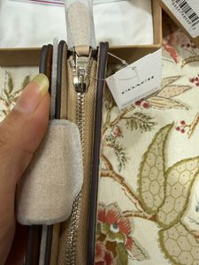 Authentic Coach Multiple options- No Negotiation