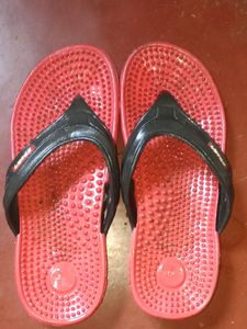 RED Chappal
